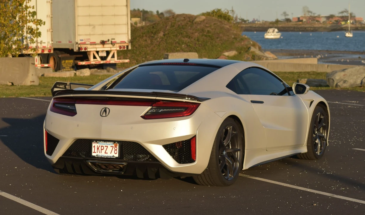 2019 Acura NC1 NSX - Image 9 of 31
