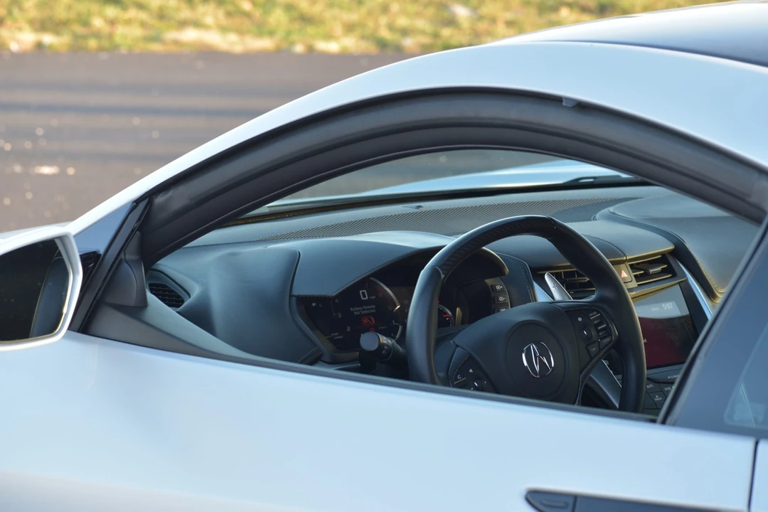 2019 Acura NC1 NSX - Image 21 of 31
