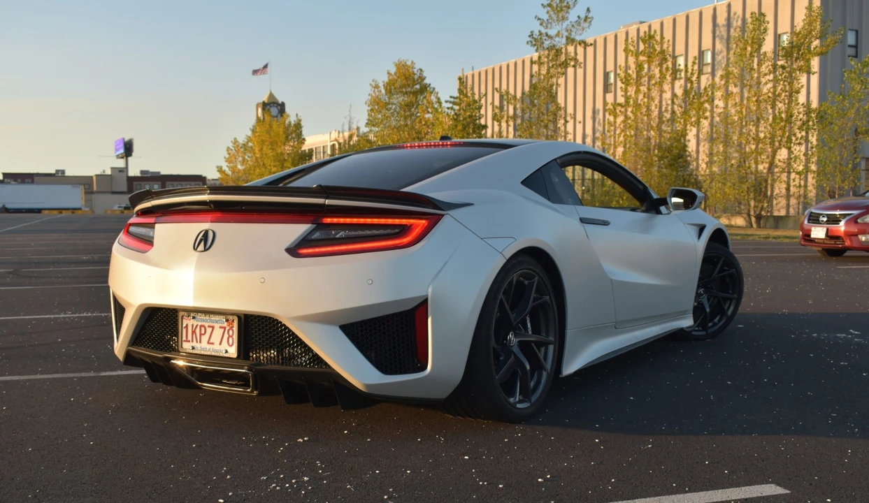 2019 Acura NC1 NSX - Image 10 of 31