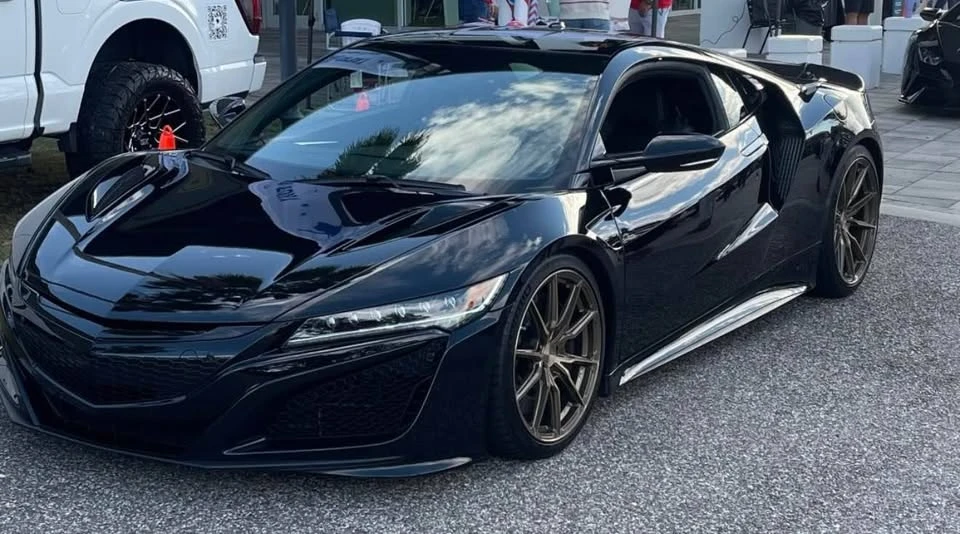 2019 Acura NC1 NSX - Image 2 of 12