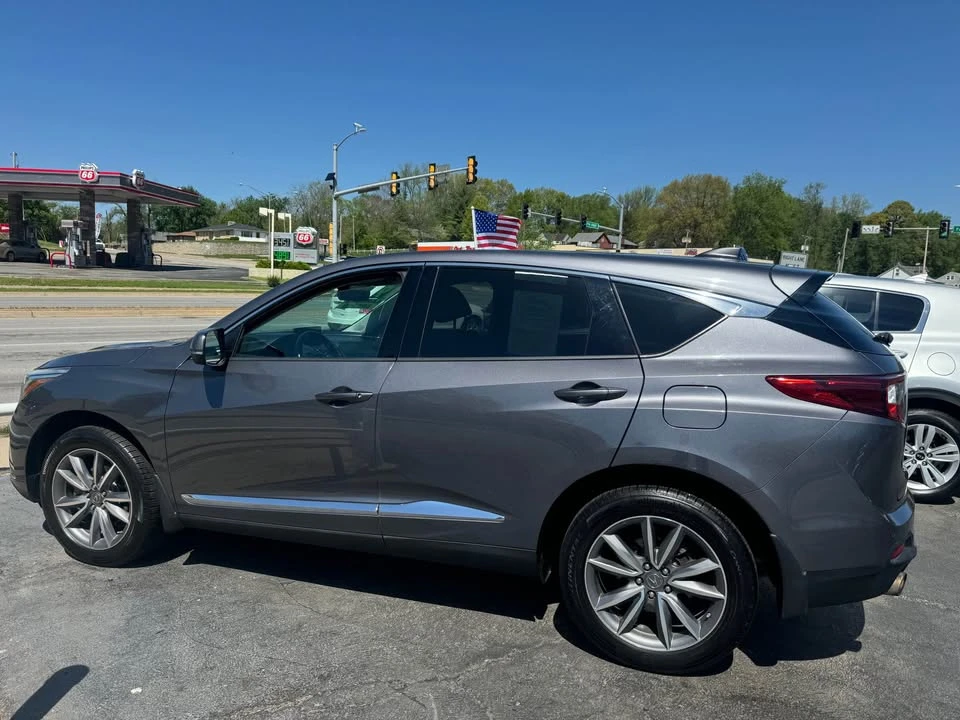 2019 Acura RDX 3rd Gen - Image 2 of 17