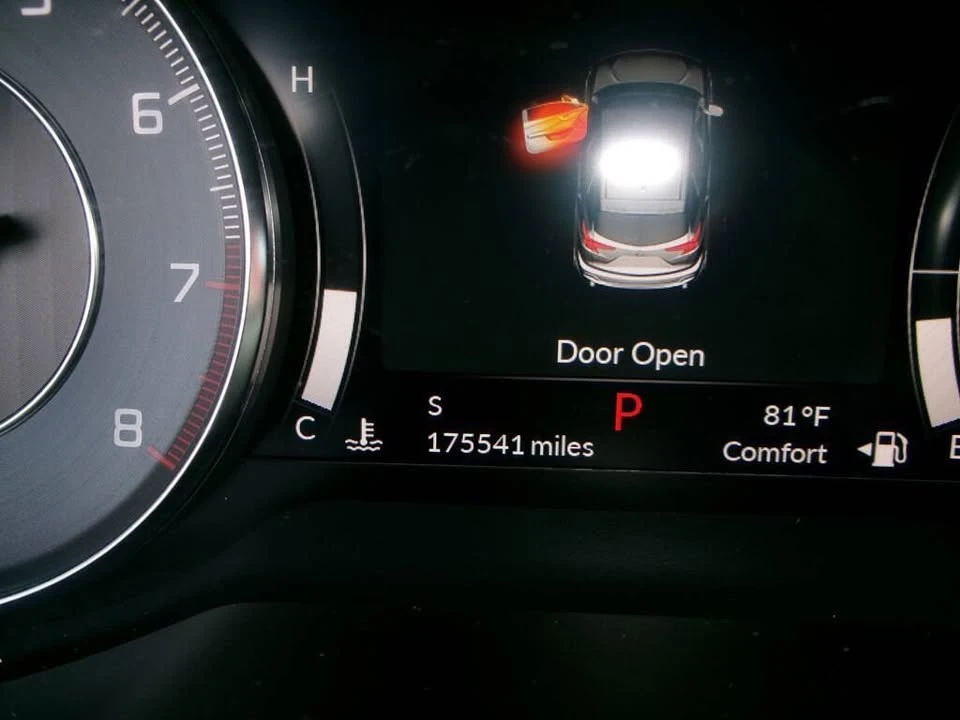 2019 Acura RDX 3rd Gen - Image 12 of 19