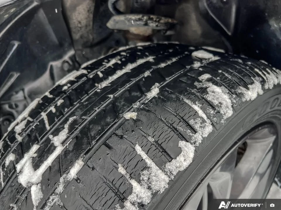 2019 Acura RDX 3rd Gen - Image 2 of 18
