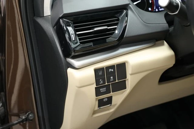 2019 Acura RDX 3rd Gen - Image 17 of 21