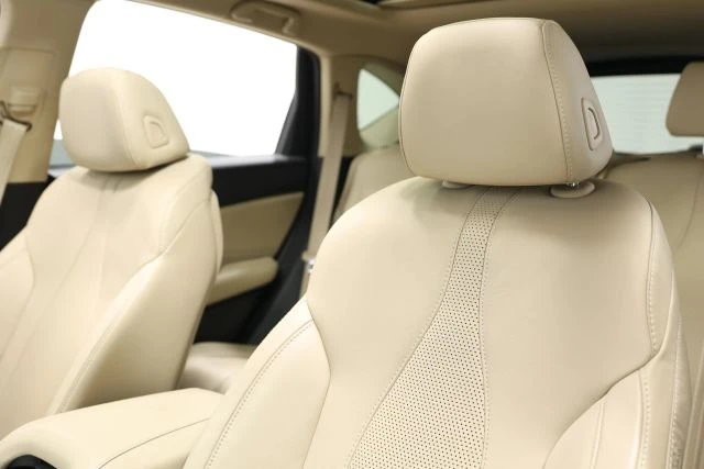 2019 Acura RDX 3rd Gen - Image 15 of 21
