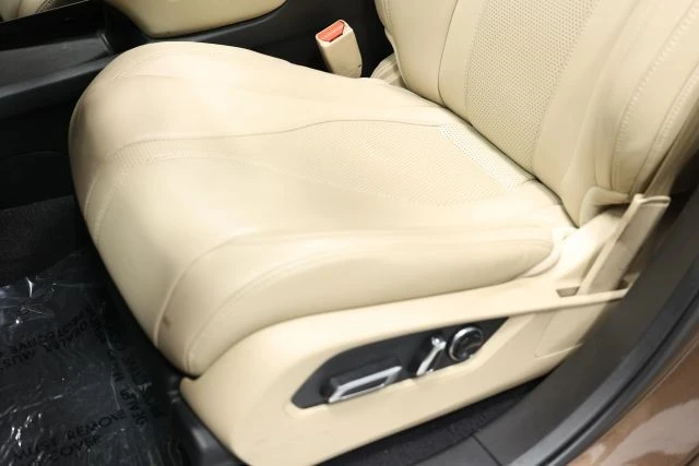 2019 Acura RDX 3rd Gen - Image 16 of 21