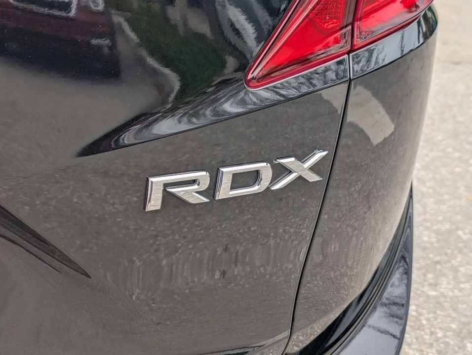 2019 Acura RDX 3rd Gen - Image 16 of 21