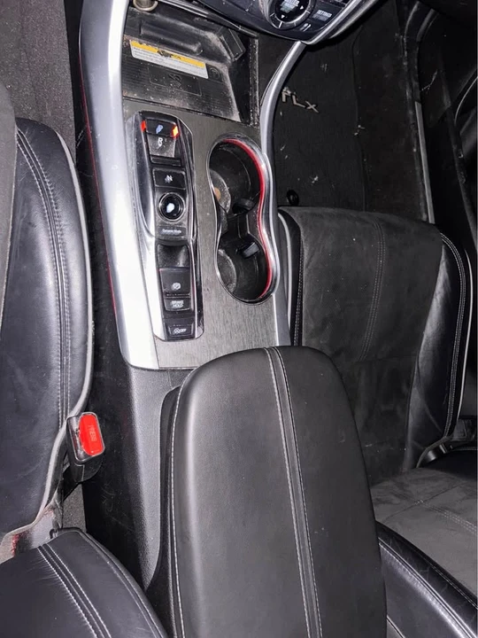 2019 Acura TLX 2nd Gen - Image 7 of 13
