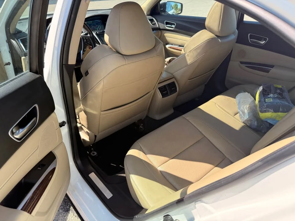 2019 Acura TLX 1st Gen - Image 10 of 17