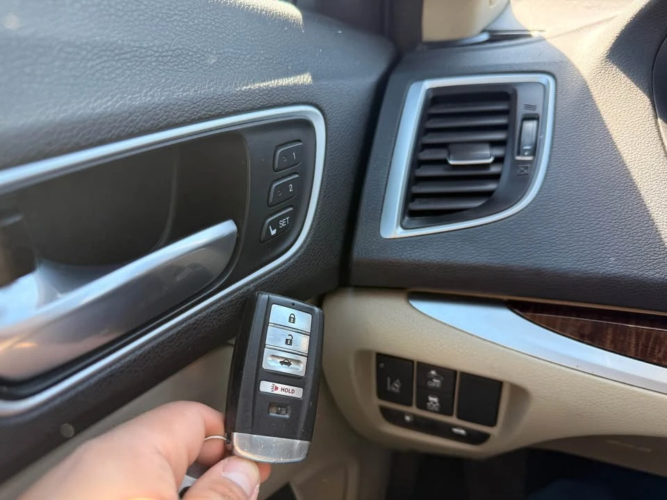 2019 Acura TLX 1st Gen - Image 14 of 17