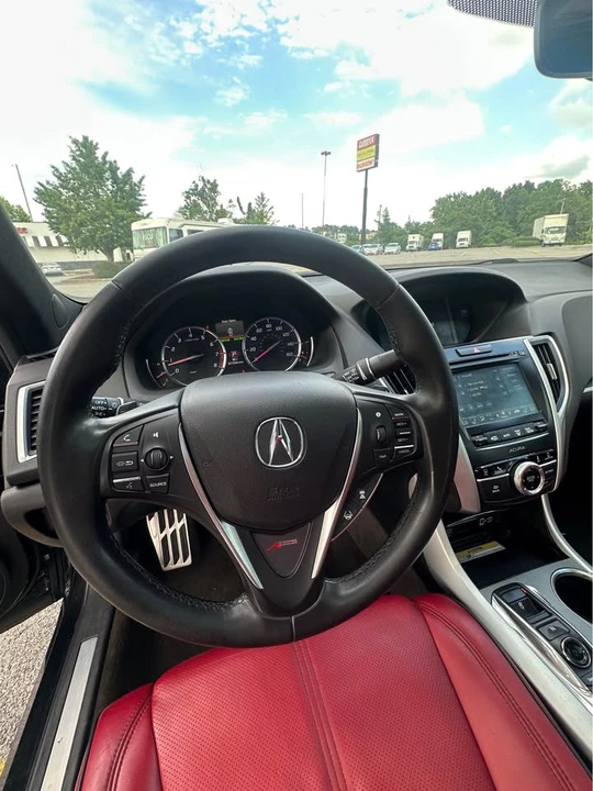 2019 Acura TLX - Image 11 of 13