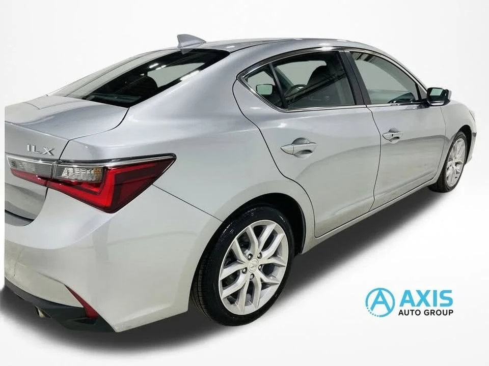 2019 Acura ILX - Image 7 of 13