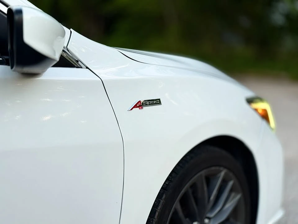 2019 Acura ILX - Image 9 of 20