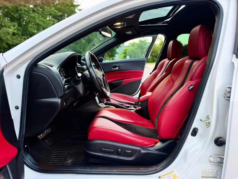 2019 Acura ILX - Image 19 of 20
