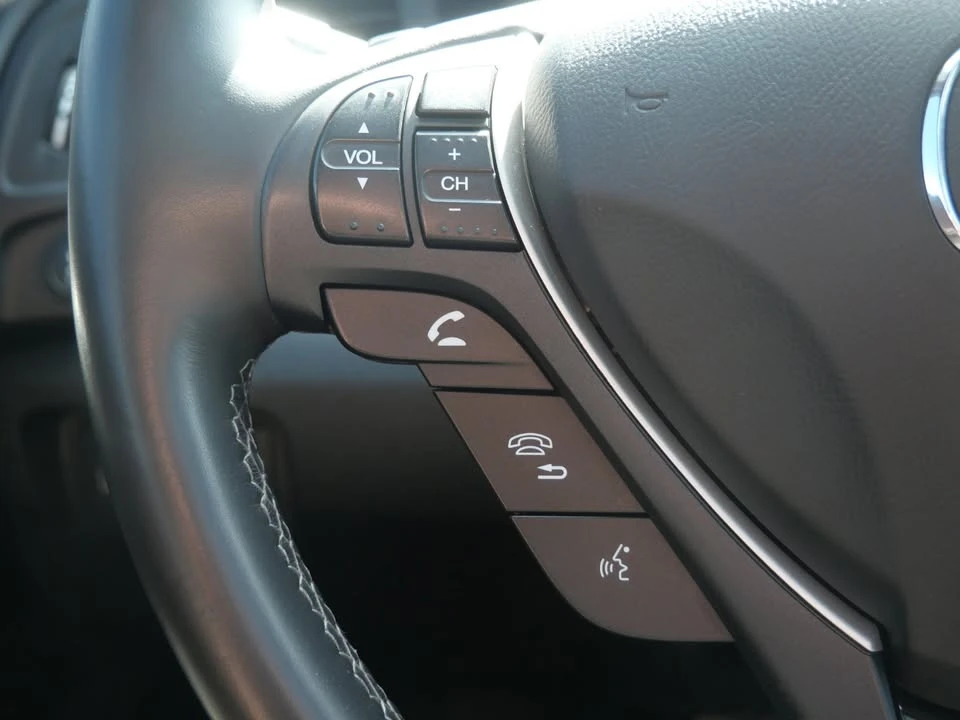 2019 Acura ILX - Image 17 of 20