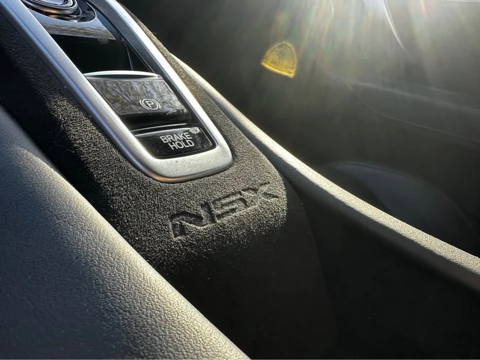 2019 Acura NC1 NSX - Image 14 of 19