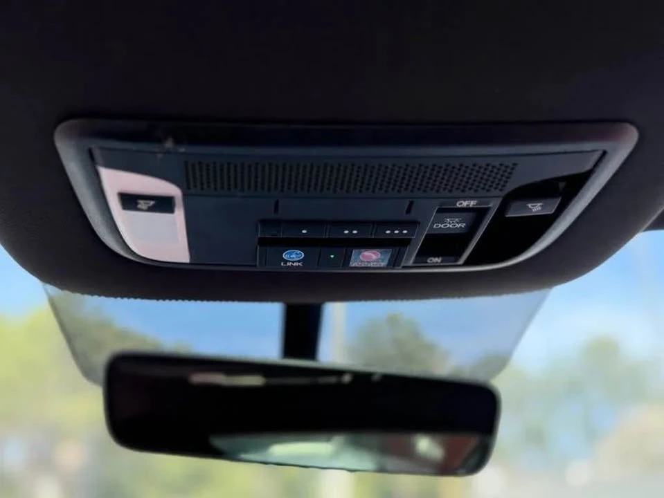 2019 Acura NC1 NSX - Image 18 of 19