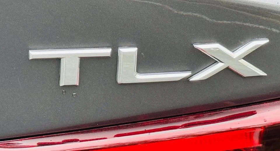 2019 Acura TLX 1st Gen - Image 16 of 20