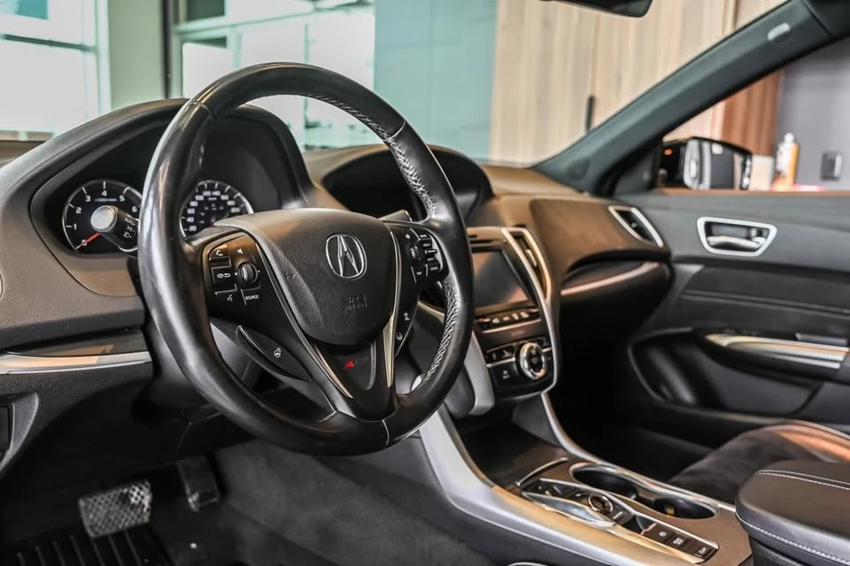 2019 Acura TLX 2nd Gen - Image 10 of 20