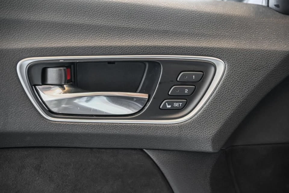 2019 Acura TLX 2nd Gen - Image 11 of 20