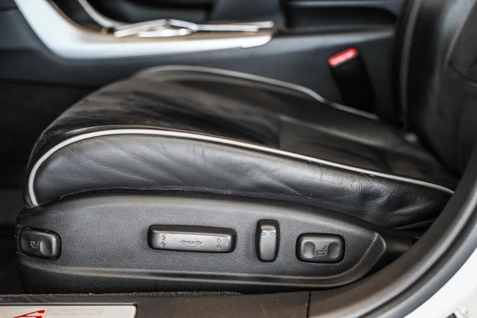 2019 Acura TLX 2nd Gen - Image 12 of 20