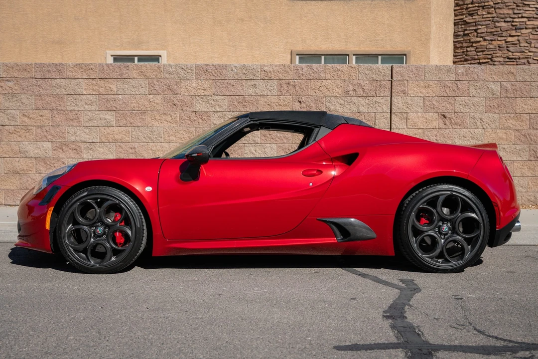 2019 Alfa Romeo 4C Spider - Image 3 of 31