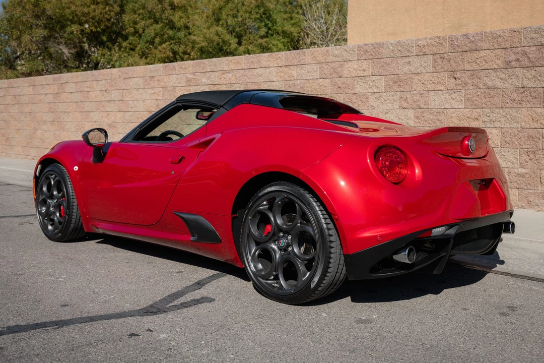 2019 Alfa Romeo 4C Spider - Image 6 of 31