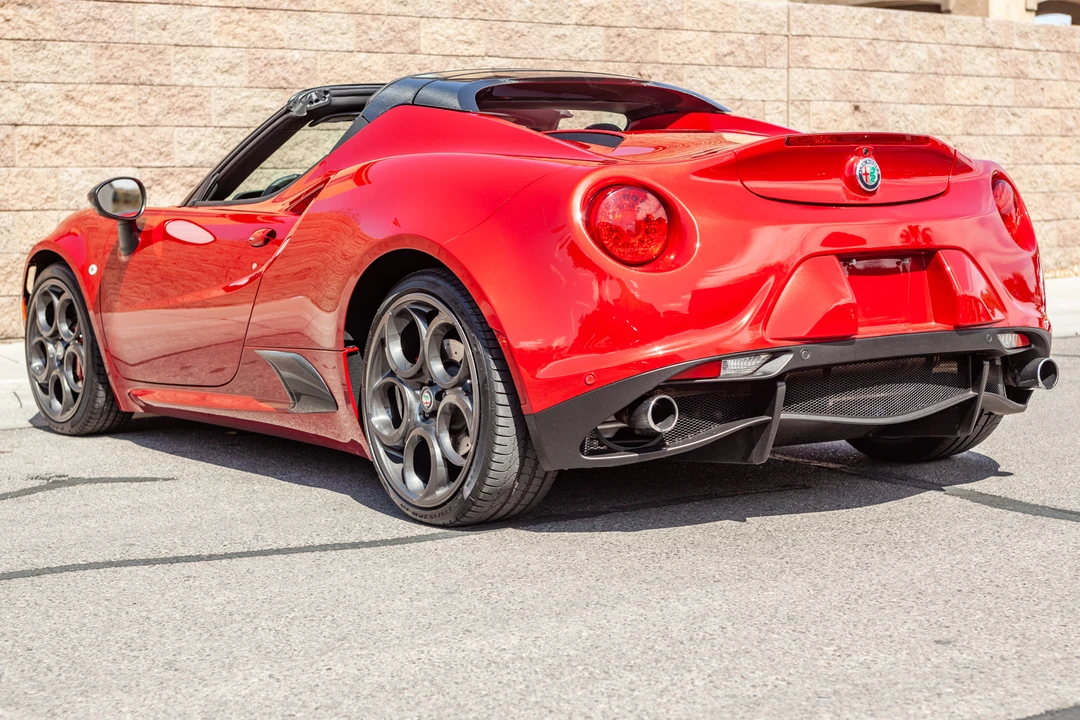 2019 Alfa Romeo 4C Spider - Image 5 of 31
