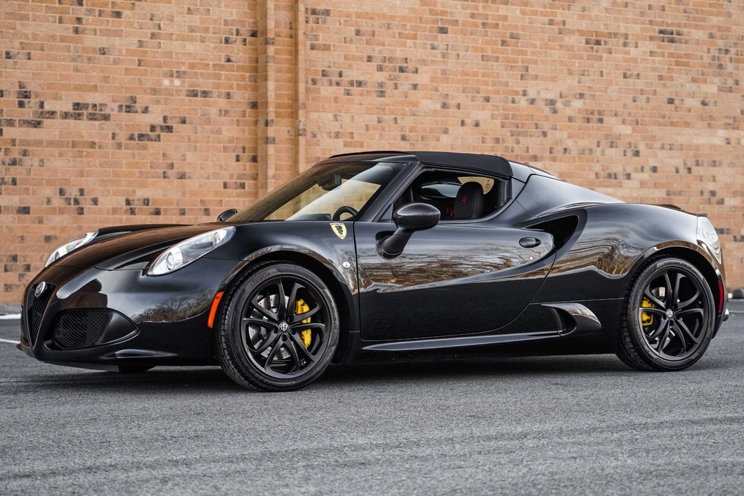 2019 Alfa Romeo 4C Spider - Image 3 of 31