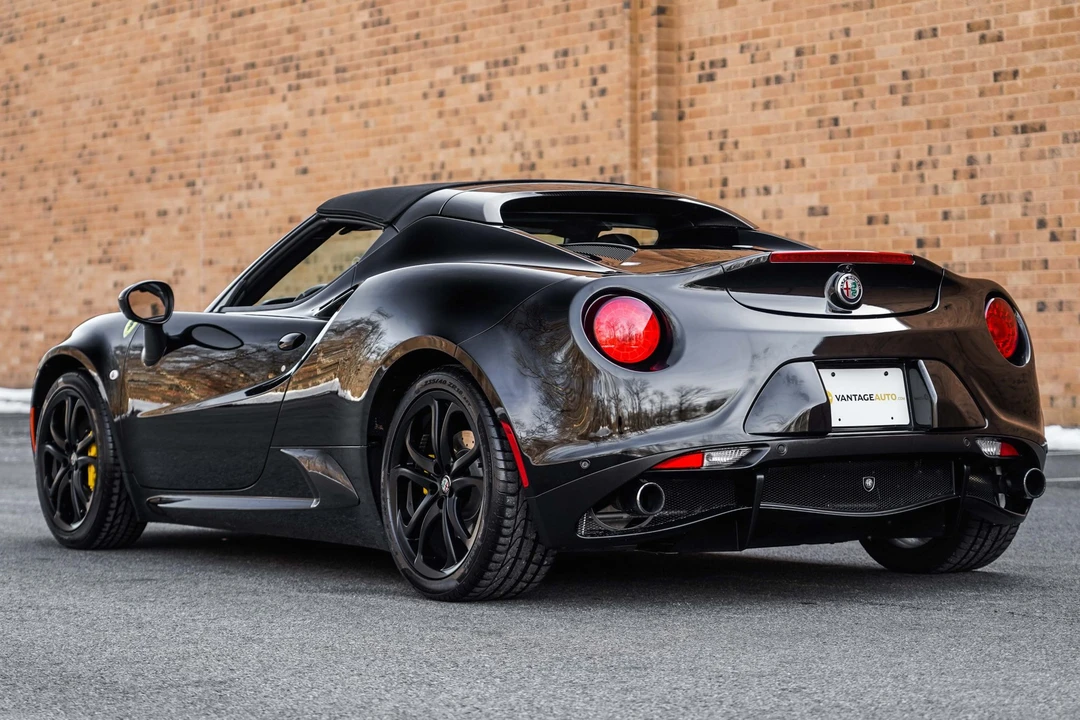 2019 Alfa Romeo 4C Spider - Image 6 of 31