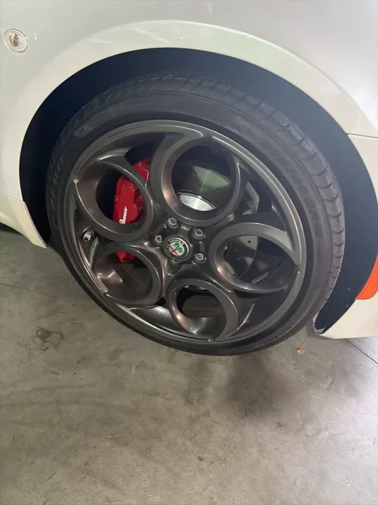 2019 Alfa Romeo 4C - Image 10 of 10