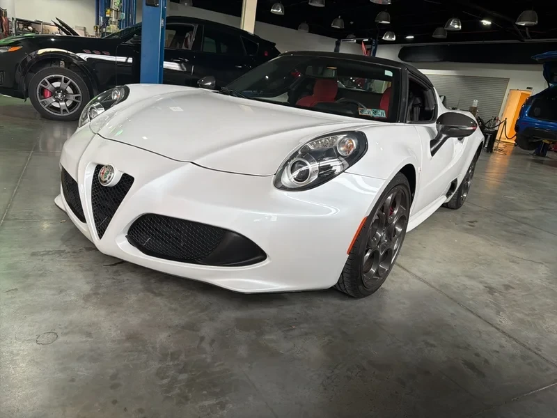 2019 Alfa Romeo 4C - Image 3 of 10
