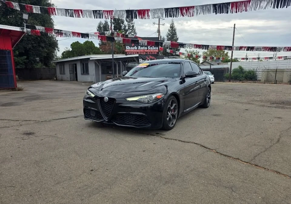 2019 Alfa Romeo Giulia - Image 2 of 15