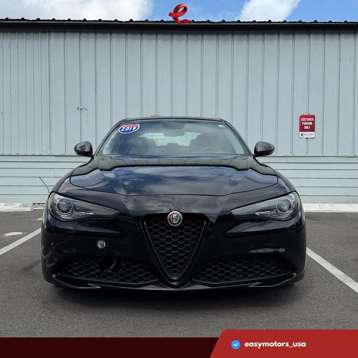 2019 Alfa Romeo Giulia - Image 2 of 15
