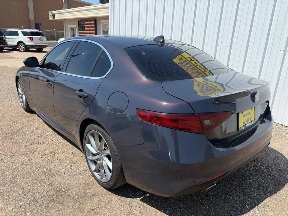 2019 Alfa Romeo Giulia - Image 3 of 12