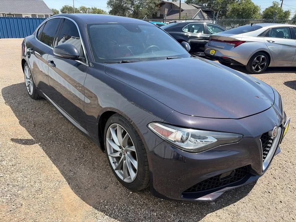 2019 Alfa Romeo Giulia - Image 6 of 12