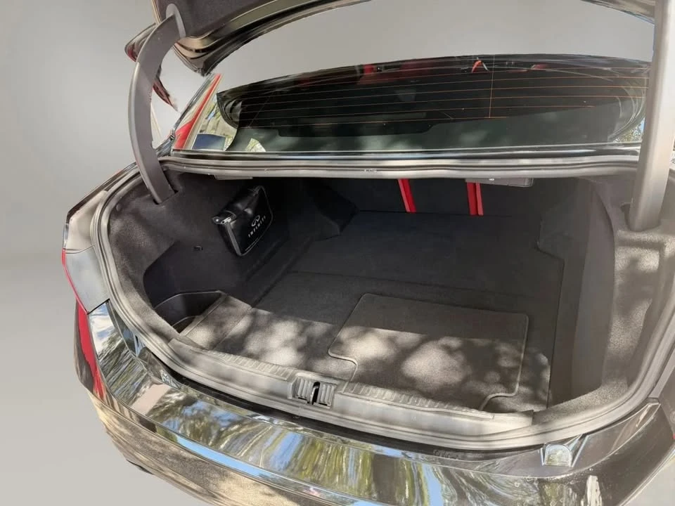 2019 Alfa Romeo Giulia - Image 12 of 14