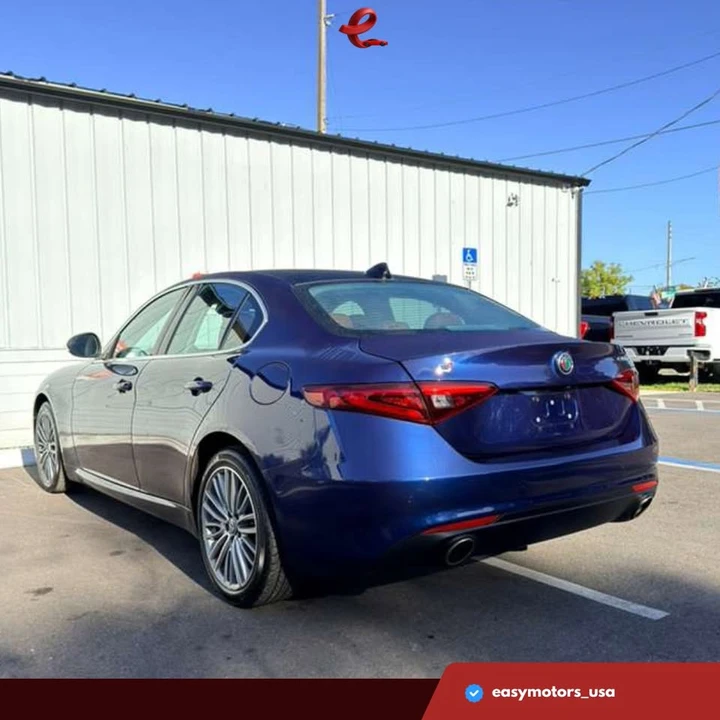 2019 Alfa Romeo Giulia - Image 6 of 19