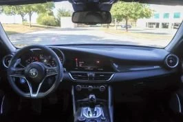 2019 Alfa Romeo Giulia - Image 7 of 7