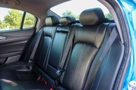 2019 Alfa Romeo Giulia - Image 6 of 7