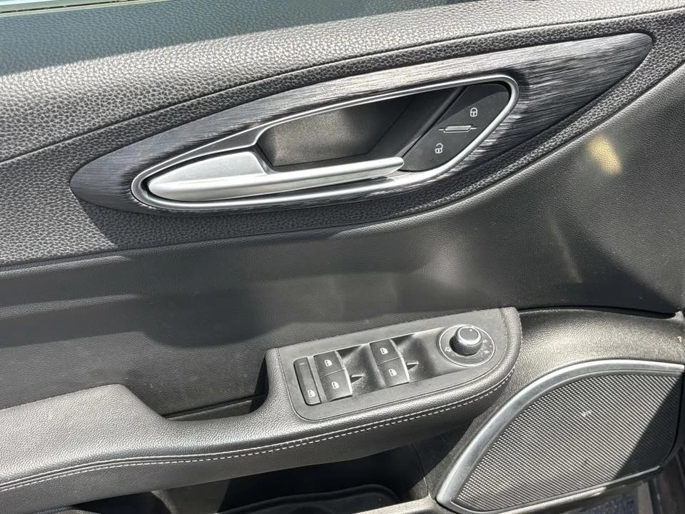 2019 Alfa Romeo Giulia - Image 7 of 19