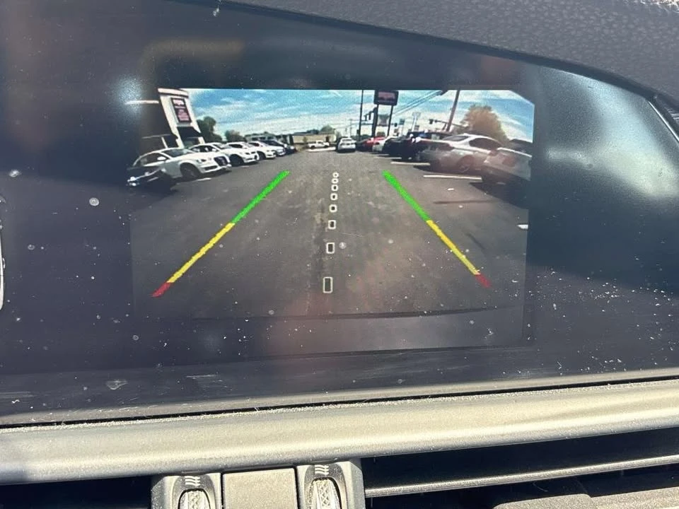 2019 Alfa Romeo Giulia - Image 16 of 19