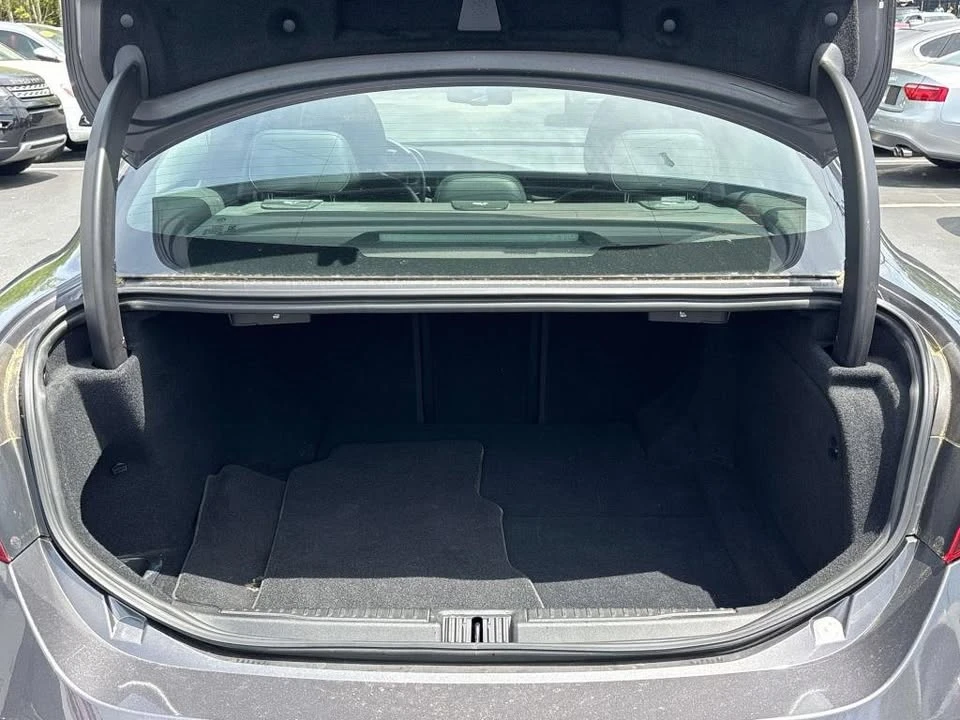 2019 Alfa Romeo Giulia - Image 10 of 19
