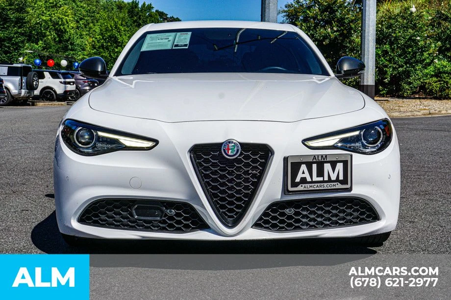 2019 Alfa Romeo Giulia - Image 7 of 14