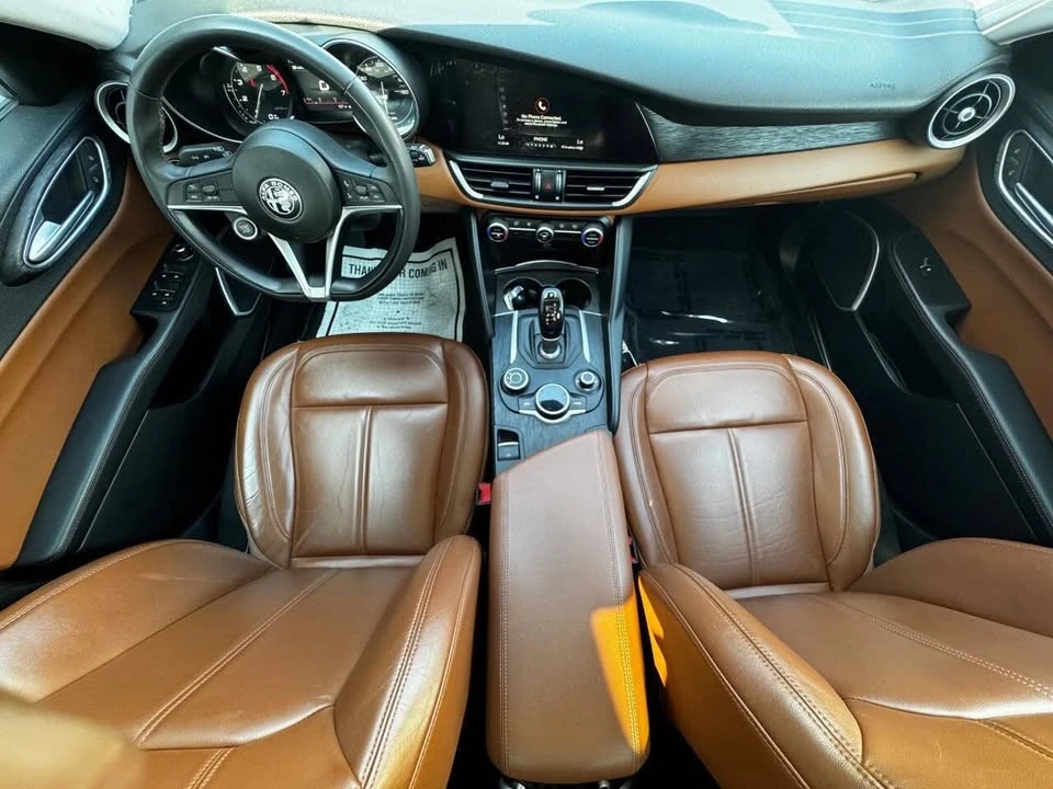 2019 Alfa Romeo Giulia - Image 13 of 20
