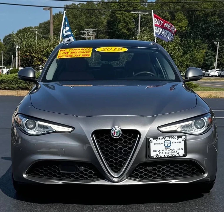 2019 Alfa Romeo Giulia - Image 3 of 20