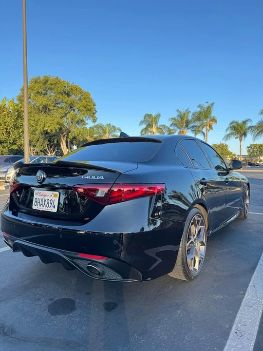 2019 Alfa Romeo Giulia - Image 2 of 7