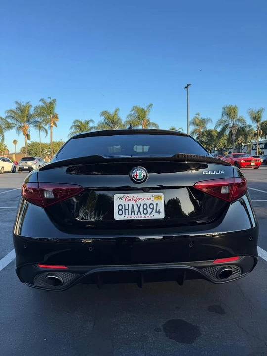 2019 Alfa Romeo Giulia - Image 3 of 7