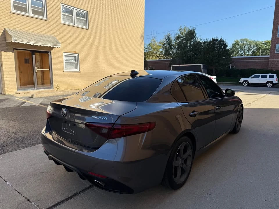 2019 Alfa Romeo Giulia - Image 4 of 17
