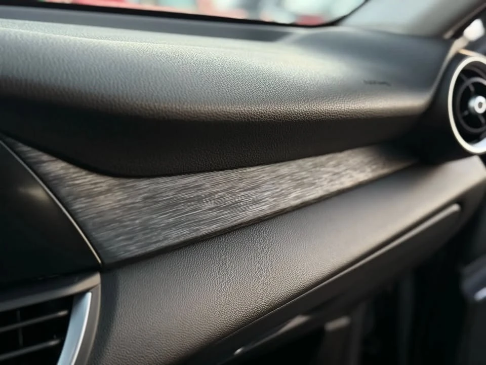 2019 Alfa Romeo Giulia - Image 19 of 20